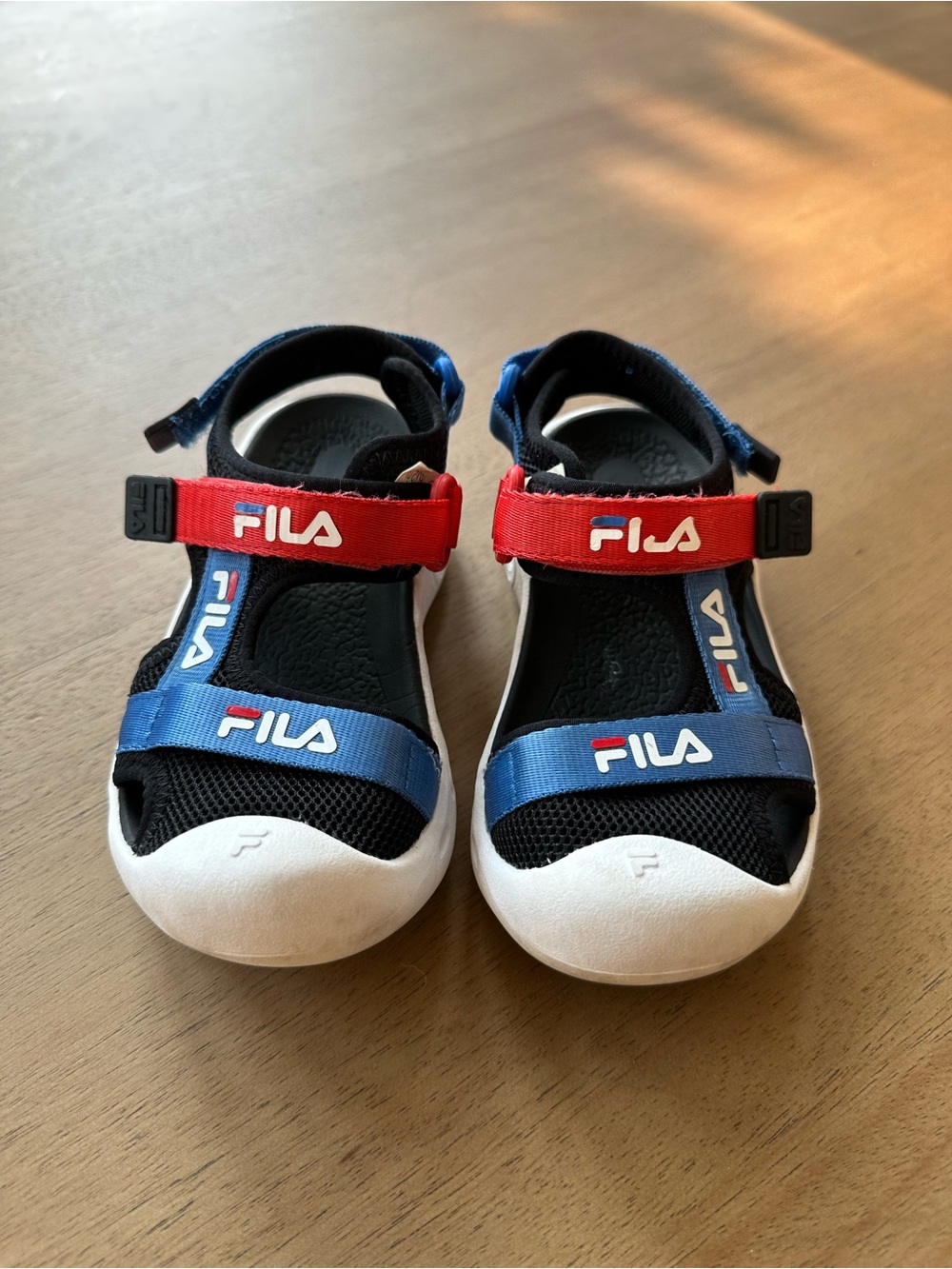 FILA Closed-Toe Sport Sandals, Size 9 Little Kid, Black Blue Red